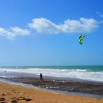Hébergement de vacances Maison Avec Jardin à 80 M De La De Barneville-carteret Saint-Jean-de-la-Rivière