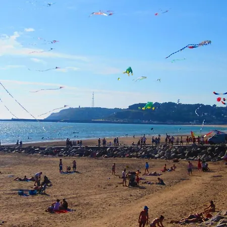 Maison Avec Jardin A 80 M De La De Barneville-carteret Hébergement de vacances
