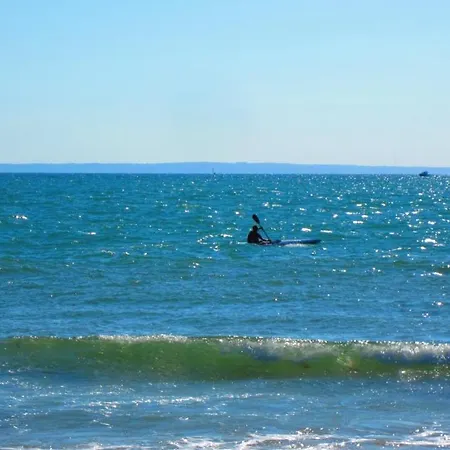 Maison Avec Jardin A 80 M De La De Barneville-carteret Hébergement de vacances Saint-Jean-de-la-Rivière