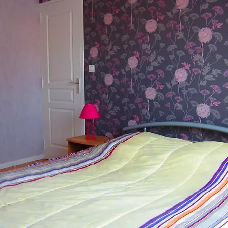 Maison Avec Jardin A 80 M De La De Barneville-carteret Hébergement de vacances *