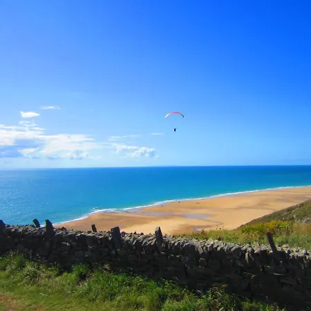 Hébergement de vacances Maison Avec Jardin A 80 M De La De Barneville-carteret *