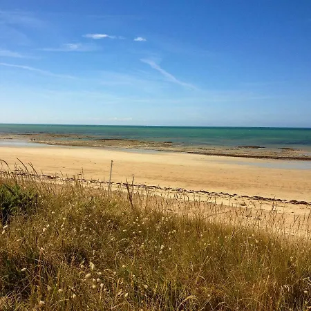 Maison Avec Jardin A 80 M De La De Barneville-carteret Hébergement de vacances *