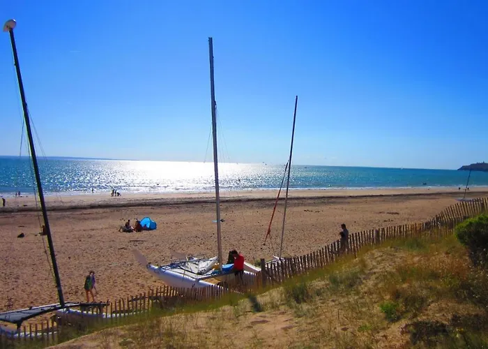 Maison Avec Jardin A 80 M De La De Barneville-carteret Vakantiehuis Saint-Jean-de-la-Rivière
